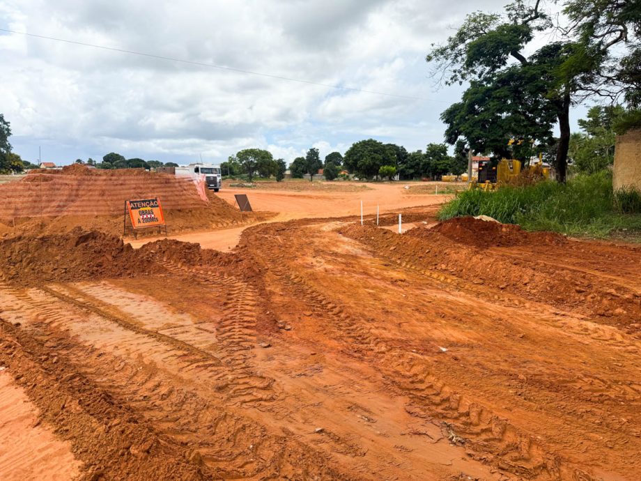Jardim Itamaraty, Nossa Senhora de Fátima e Eunice recebem obra de pavimentação e drenagem Jardim Itamaraty, Nossa Senhora de Fátima e Eunice recebem obra de pavimentação e drenagem