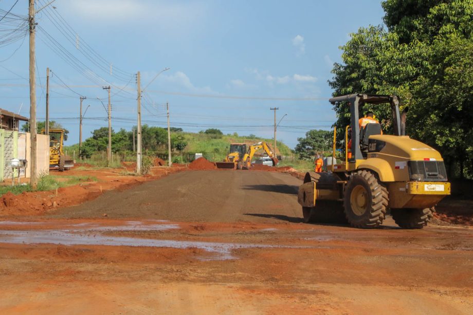 Vila Alegre recebe terceira etapa de pavimentação e drenagem Vila Alegre recebe terceira etapa de pavimentação e drenagem