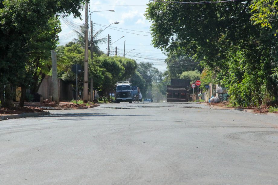 Vila Alegre recebe terceira etapa de pavimentação e drenagem Vila Alegre recebe terceira etapa de pavimentação e drenagem