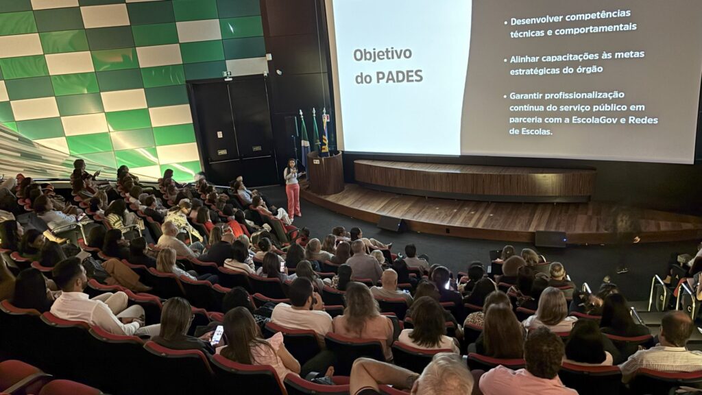 Governo do Estado foca em saúde mental e gestão por competências para melhora de desempenho dos servidores Governo do Estado foca em saúde mental e gestão por competências para melhora de desempenho dos servidores