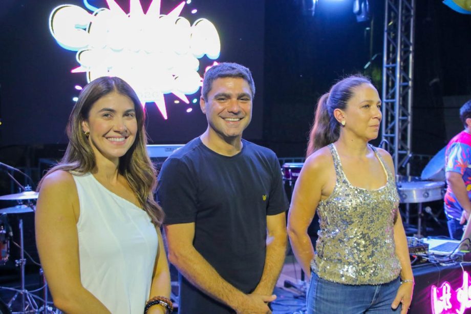 CarnaTrês 2026 encerra com festa, brilho dos blocos e avenida lotada em Três Lagoas CarnaTrês 2026 encerra com festa, brilho dos blocos e avenida lotada em Três Lagoas