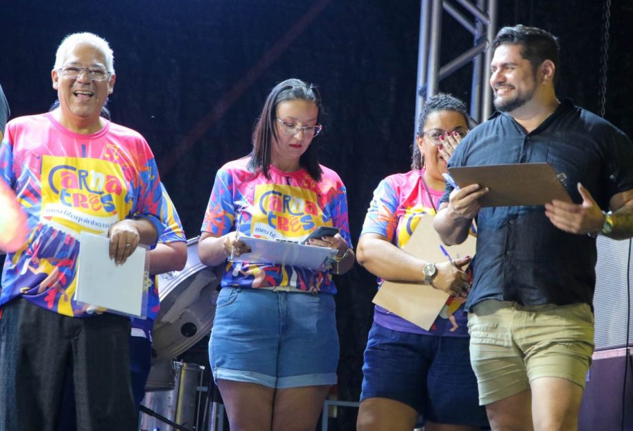 CarnaTrês 2026 encerra com festa, brilho dos blocos e avenida lotada em Três Lagoas CarnaTrês 2026 encerra com festa, brilho dos blocos e avenida lotada em Três Lagoas