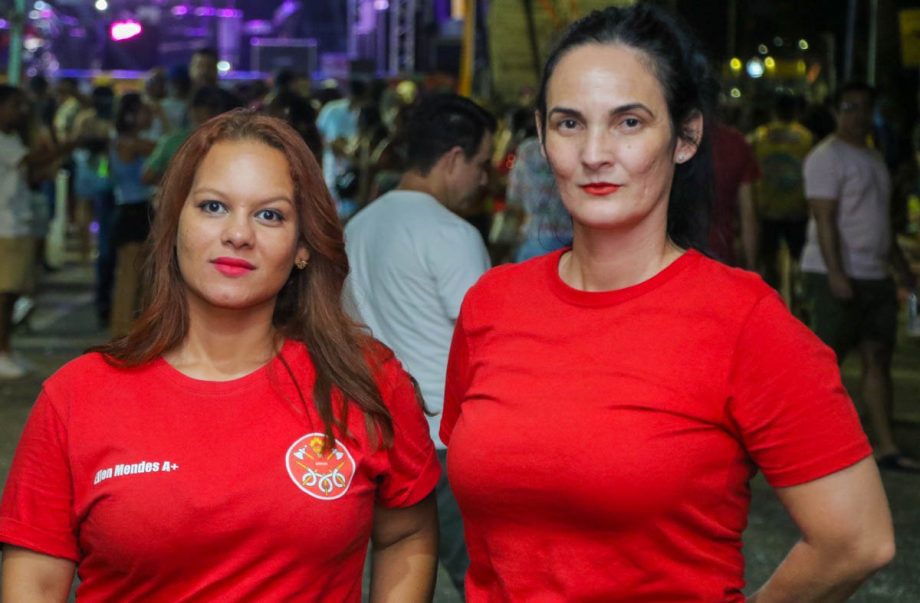 CarnaTrês 2026 encerra com festa, brilho dos blocos e avenida lotada em Três Lagoas CarnaTrês 2026 encerra com festa, brilho dos blocos e avenida lotada em Três Lagoas