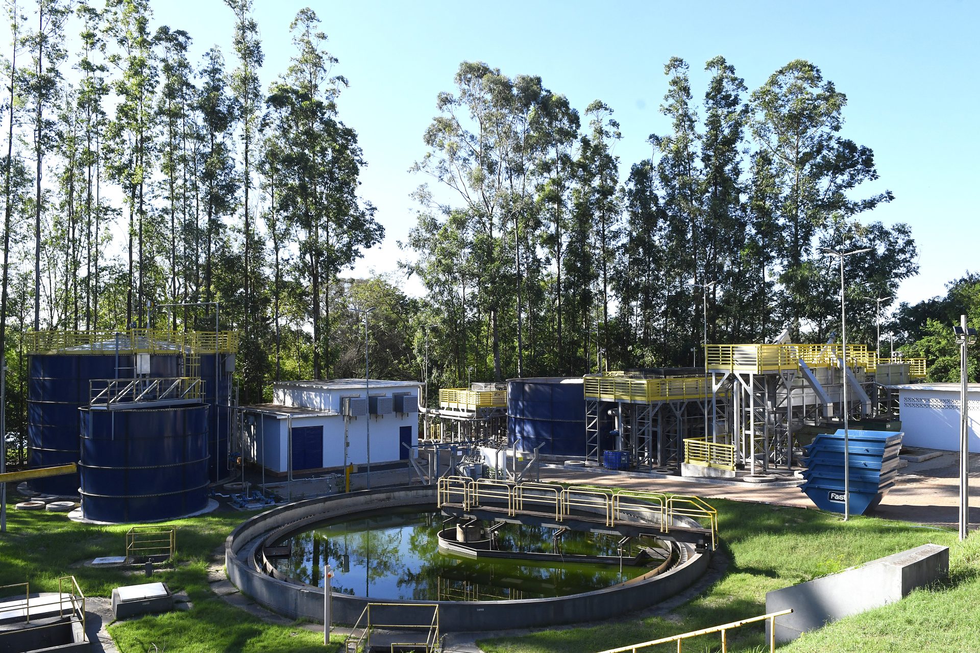 Com obras em execução, 49 municípios avaçam na universalização do saneamento em MS