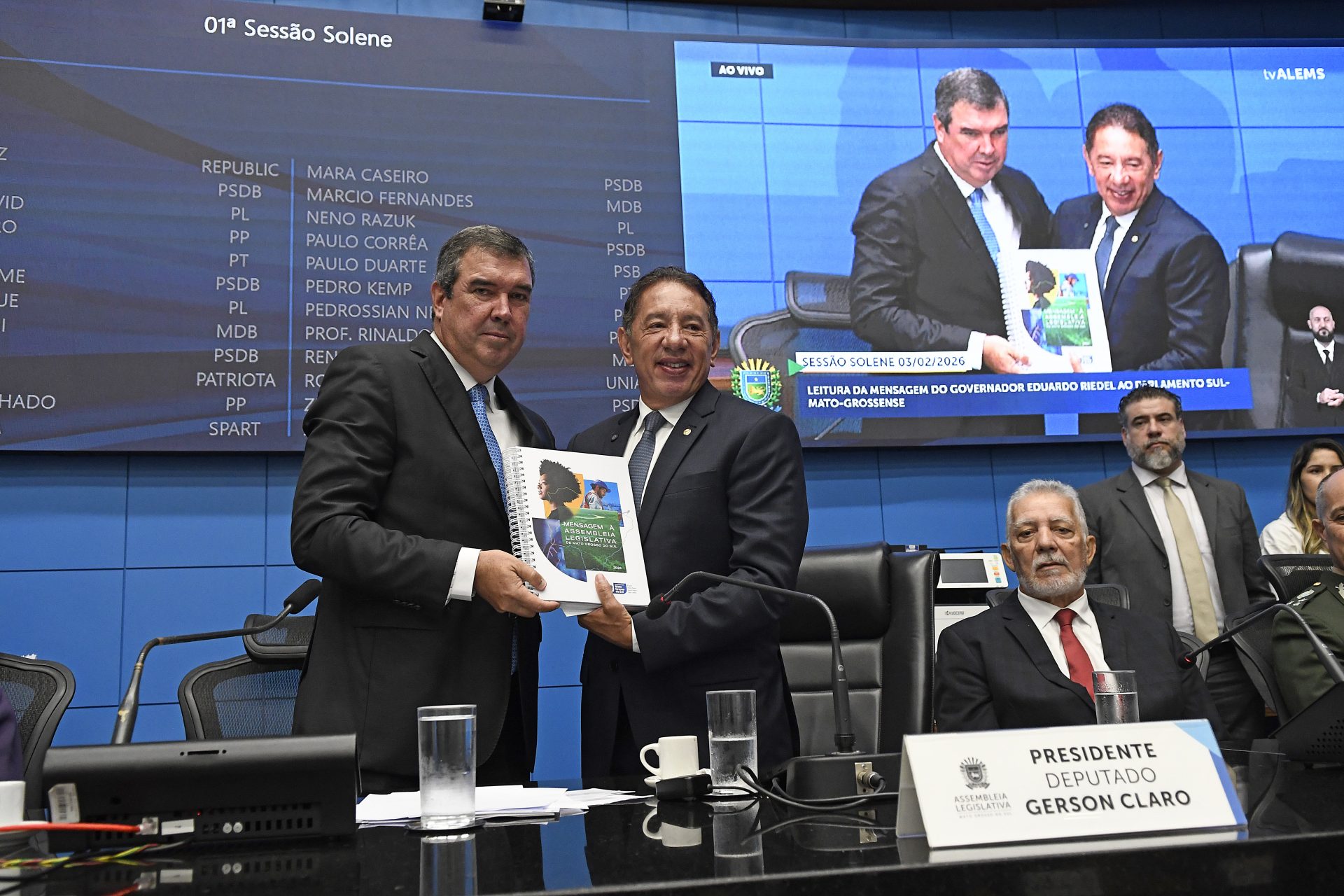 Aliança entre poderes e trabalho pelo desenvolvimento socioeconômico de MS marcam abertura do ano legislativo Aliança entre poderes e trabalho pelo desenvolvimento socioeconômico de MS marcam abertura do ano legislativo