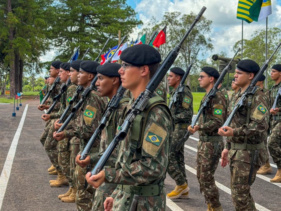 3ª Bateria de Artilharia Antiaérea realiza cerimônia de aniversário pelos seus 48 anos