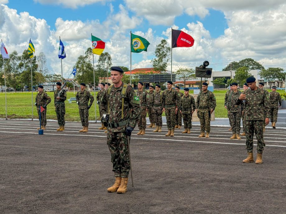 3ª Bateria de Artilharia Antiaérea realiza cerimônia de aniversário pelos seus 48 anos