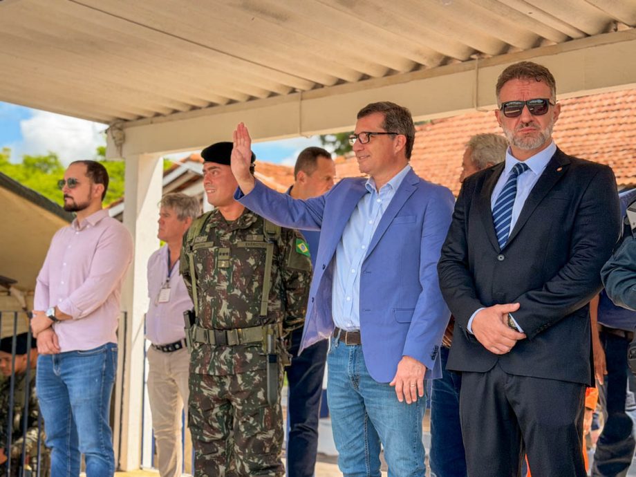 3ª Bateria de Artilharia Antiaérea realiza cerimônia de aniversário pelos seus 48 anos