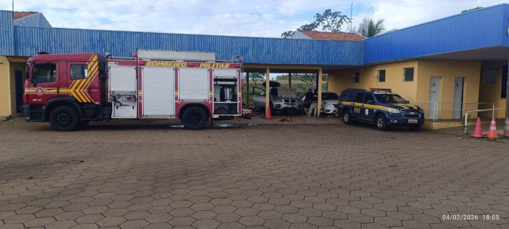 PRF de Bataguassu apreende 130 kg de pasta base de cocaína em BMW e prende casal estrangeiro