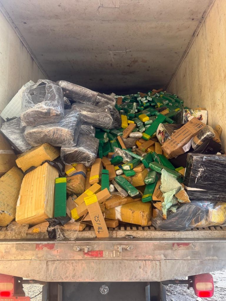 Polícia Civil realiza incineração de entorpecentes em Campo Grande