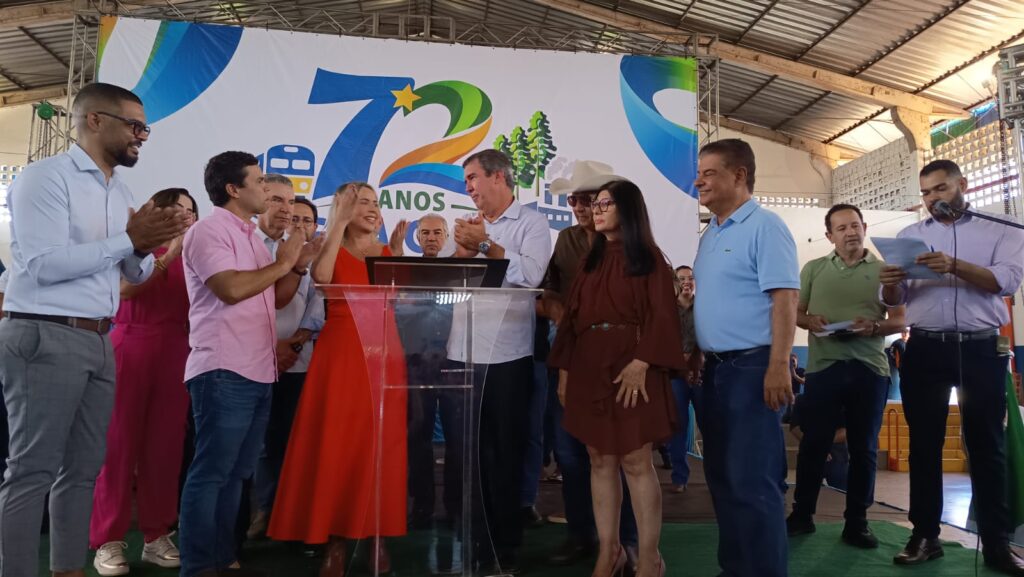 Governador Eduardo Riedel prestigia os 72 anos de Água Clara e reforça novo momento de desenvolvimento
