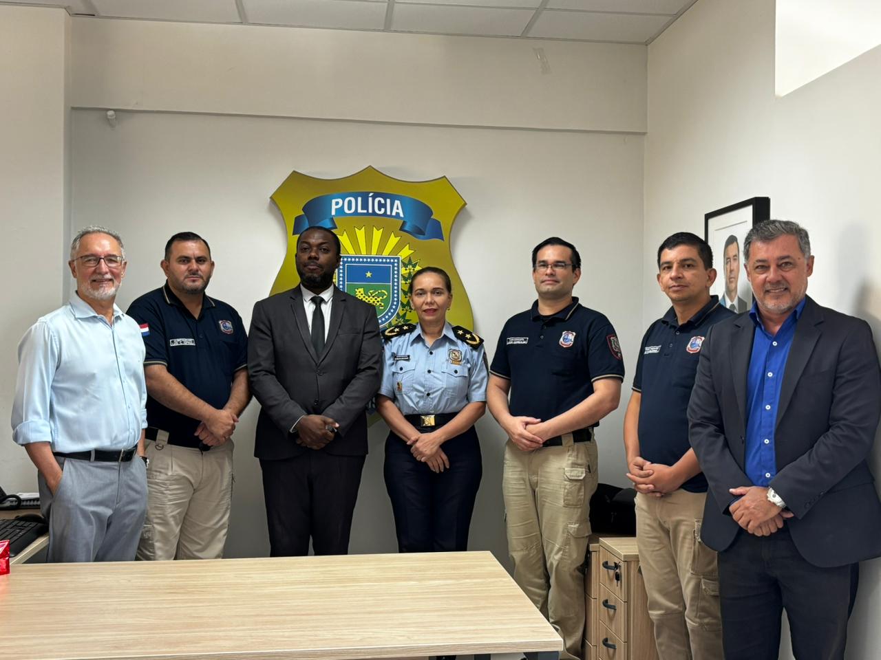 Polícia Científica recebe autoridades do Paraguai e fortalece cooperação pericial na fronteira Polícia Científica recebe autoridades do Paraguai e fortalece cooperação pericial na fronteira