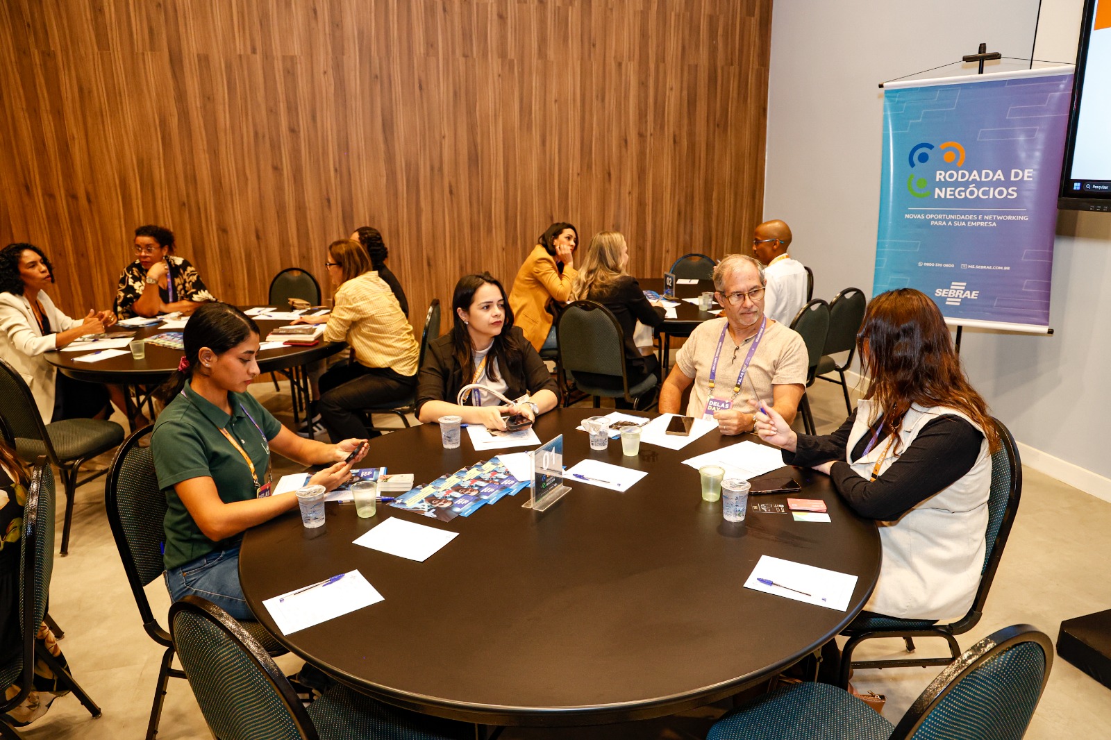 Com mais de 10 mil visitas, Delas Day 2026 fomenta protagonismo feminino e negócios liderados por mulheres Com mais de 10 mil visitas, Delas Day 2026 fomenta protagonismo feminino e negócios liderados por mulheres
