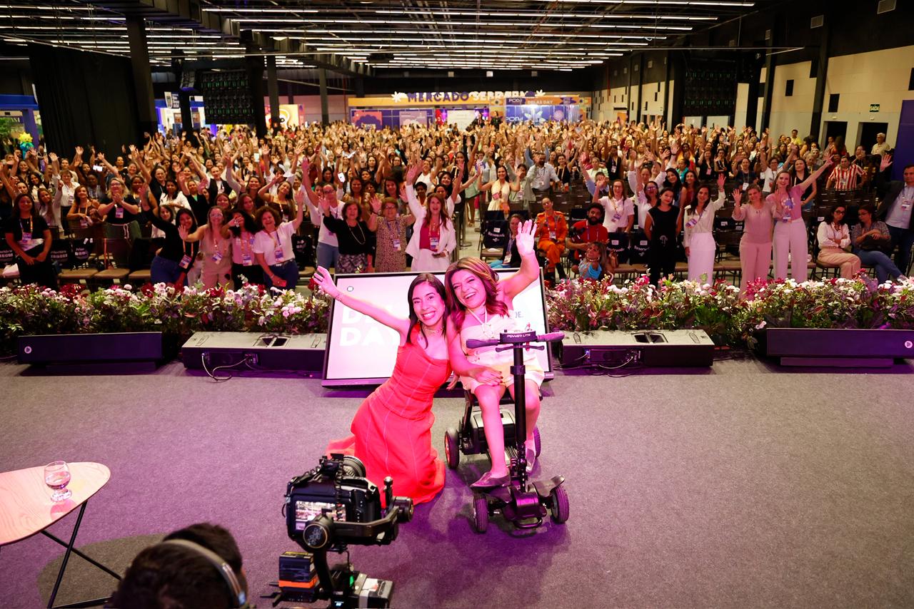 Com mais de 10 mil visitas, Delas Day 2026 fomenta protagonismo feminino e negócios liderados por mulheres Com mais de 10 mil visitas, Delas Day 2026 fomenta protagonismo feminino e negócios liderados por mulheres