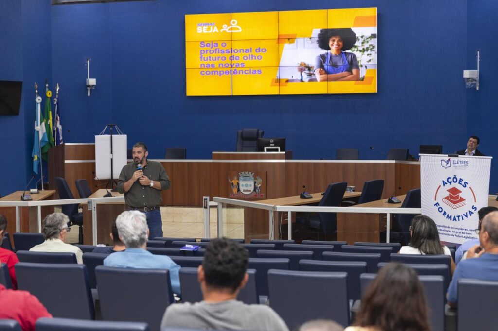Formação “Seja um profissional do futuro” é promovida a servidores da Câmara de Três Lagoas