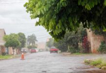 Chuvas ganham força e acumulam mais de 100 mm em 12 horas em MS