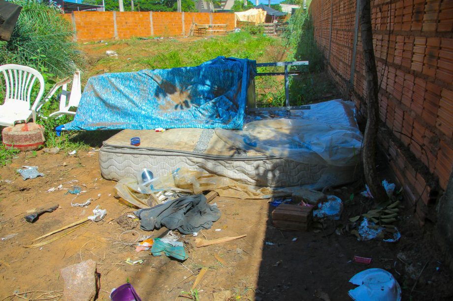 Prefeitura realiza ação integrada para reestruturação e limpeza de terrenos na região do Centro POP