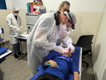 Mais de 60 municípios participam do Dia B Criança Sorridente e ampliam acesso ao cuidado odontológico nas escolas Mais de 60 municípios participam do Dia B Criança Sorridente e ampliam acesso ao cuidado odontológico nas escolas
