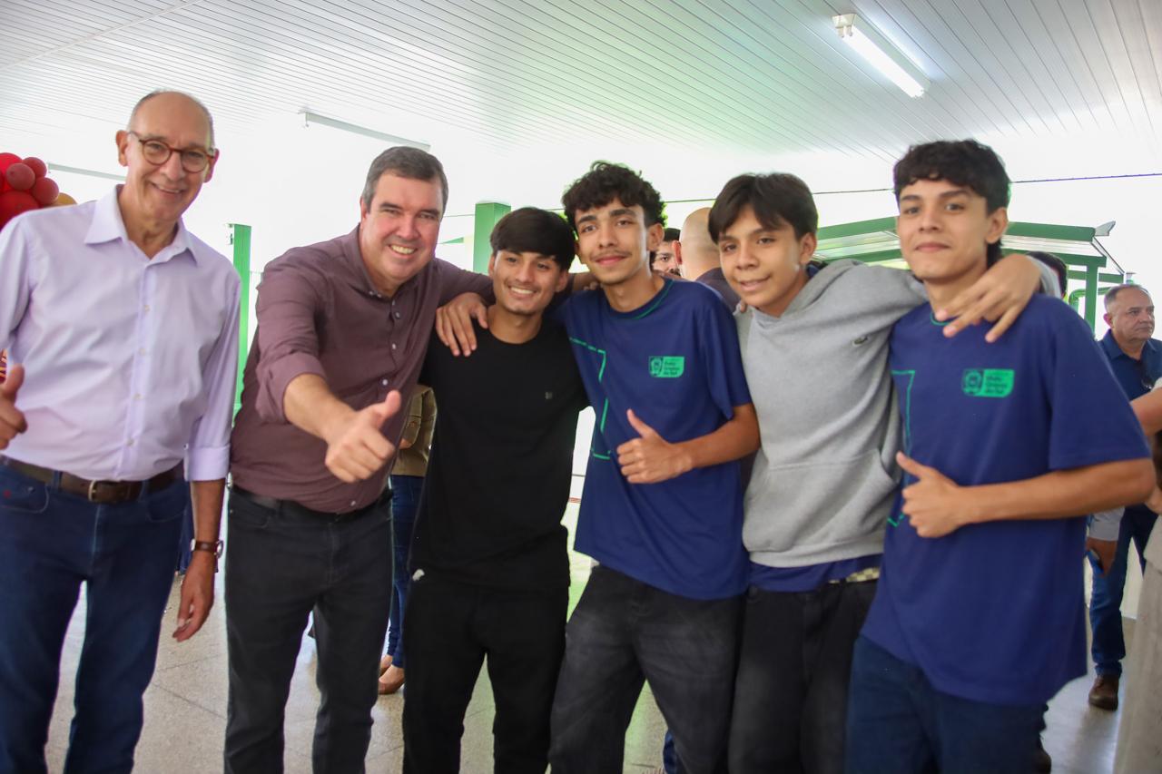 Governo de MS entrega obras para modernizar e qualificar a educação de Ponta Porã