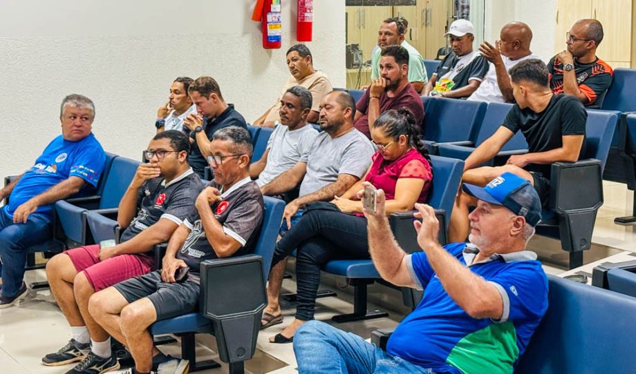 Sejuvel reúne professores de escolinhas base de futebol e avança na organização do calendário 2026