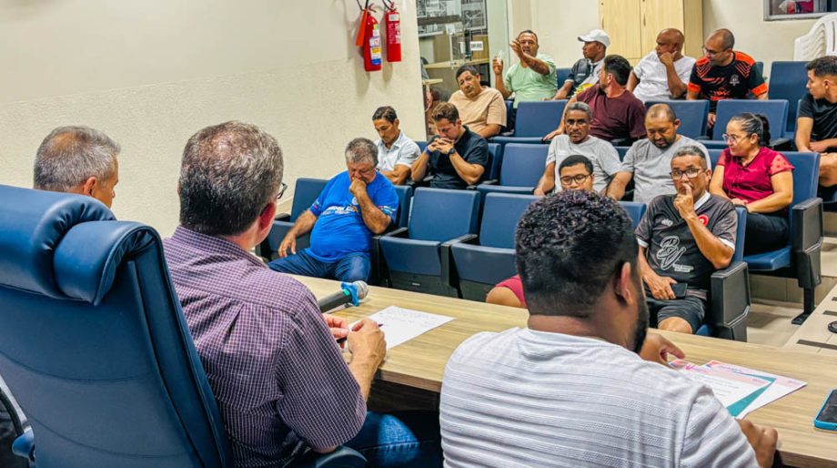 Sejuvel reúne professores de escolinhas base de futebol e avança na organização do calendário 2026