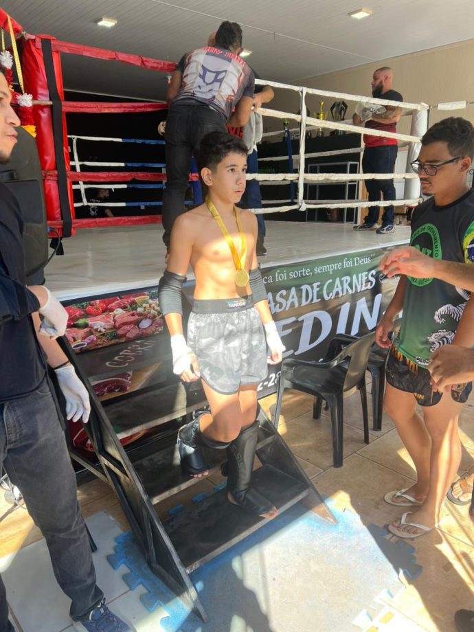 Equipe de Muay Thai de Três Lagoas brilha em seletiva para Campeonato Estadual e garante 12 medalhas