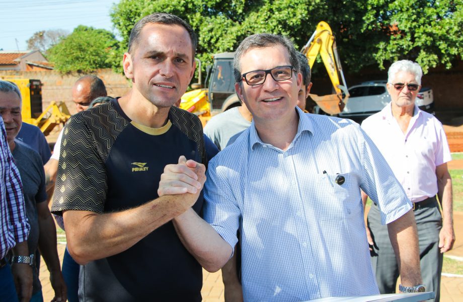 Prefeitura emite ordem de serviço para pavimentação e drenagem no Jardim Novo Ipanema