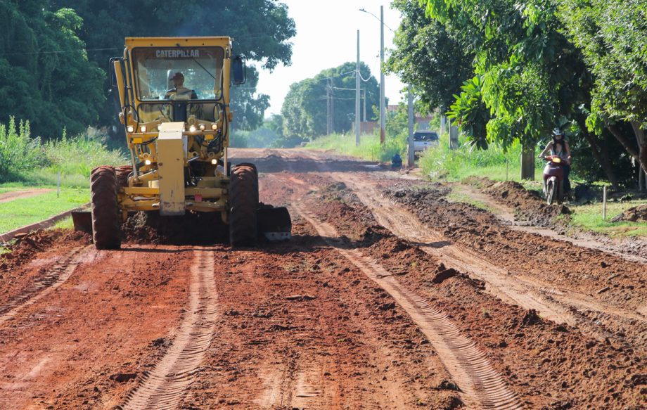 Prefeitura emite ordem de serviço para pavimentação e drenagem no Jardim Novo Ipanema