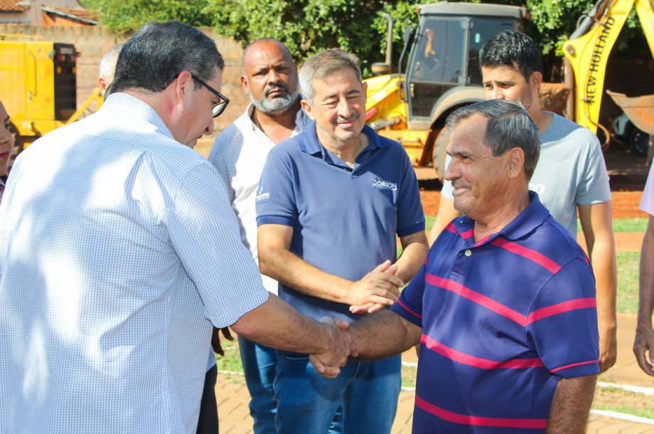 Prefeitura emite ordem de serviço para pavimentação e drenagem no Jardim Novo Ipanema