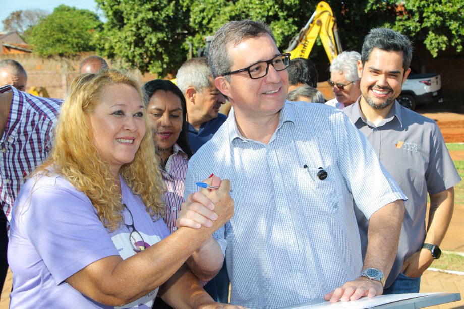 Prefeitura emite ordem de serviço para pavimentação e drenagem no Jardim Novo Ipanema