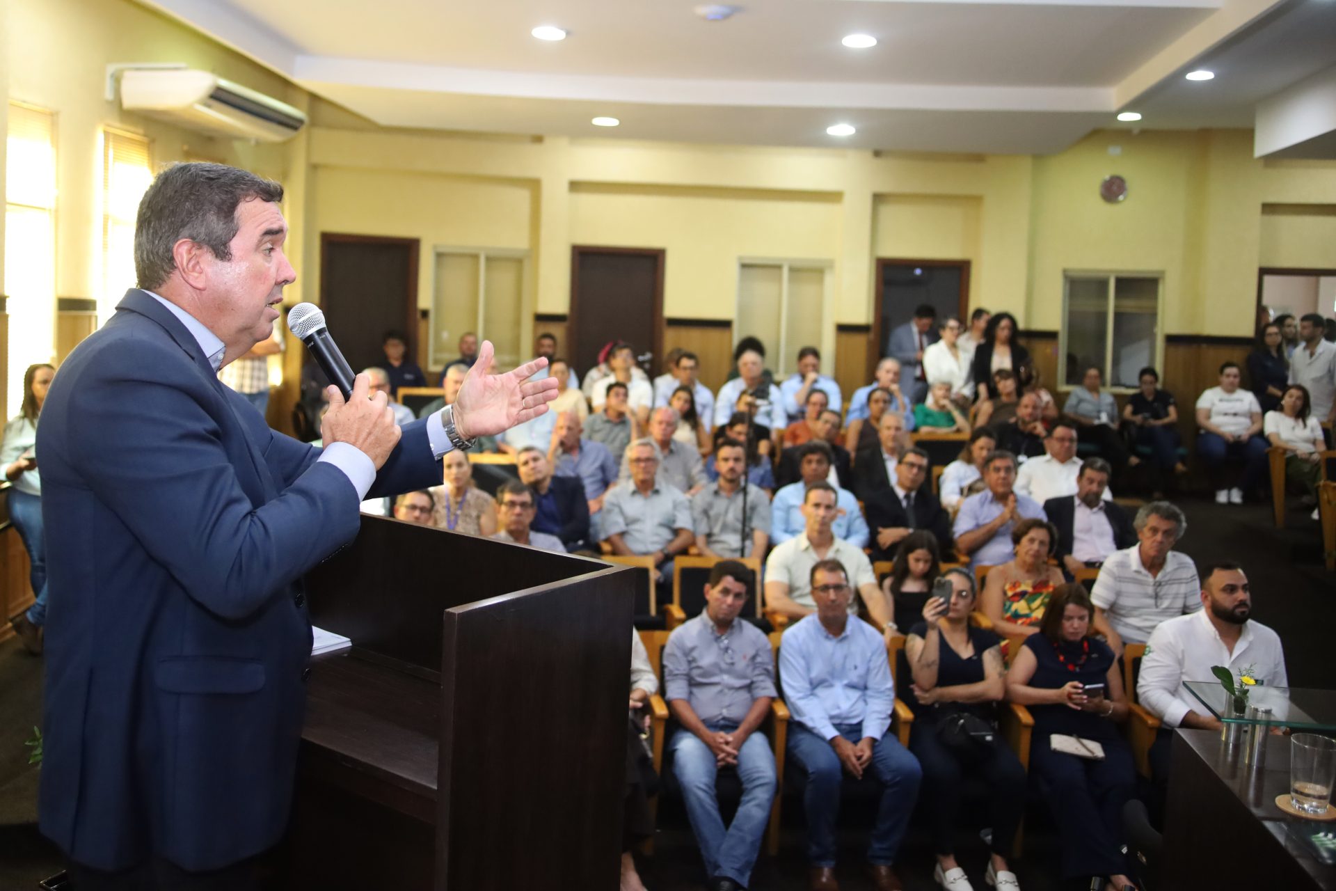 Governo de MS reafirma apoio à produção de pesquisa e desenvolvimento da pecuária no Estado