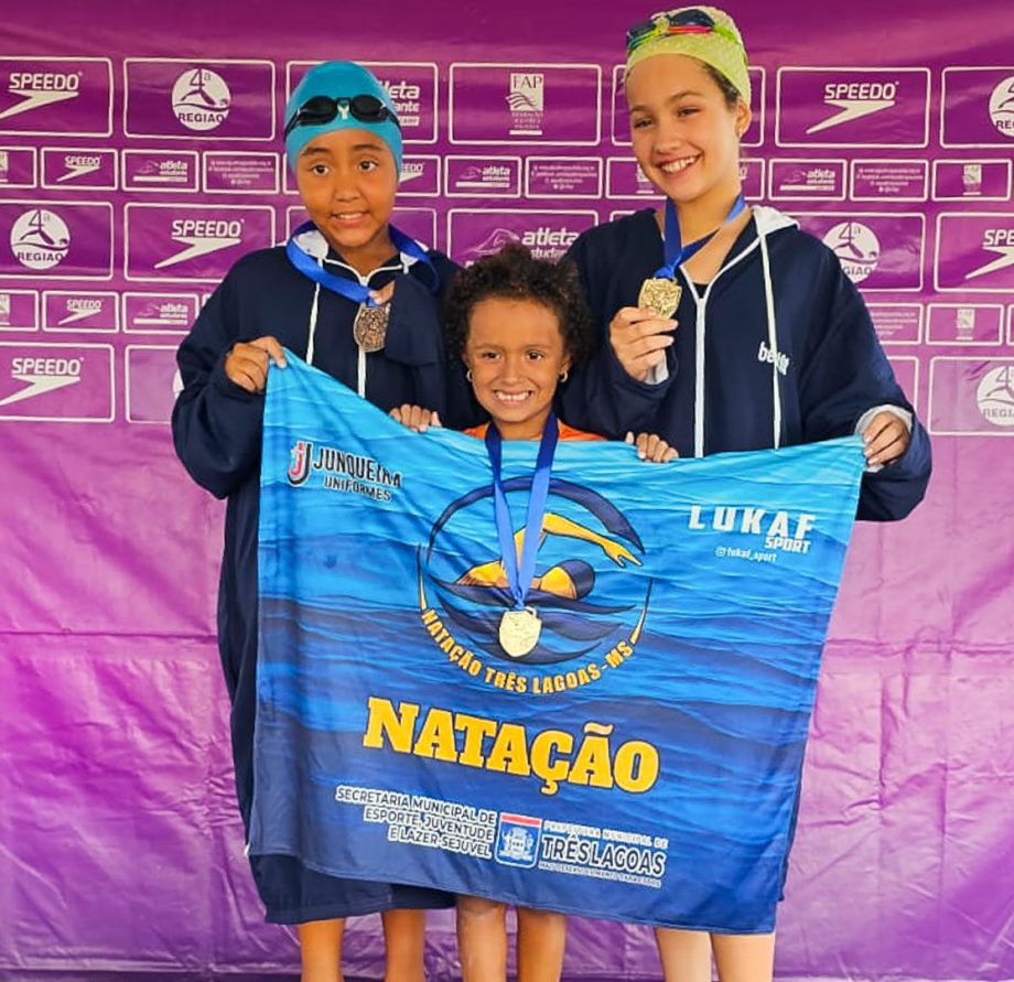Equipe de Natação da SEJUVEL brilha em Torneio na cidade de Votuporanga e garante medalhas