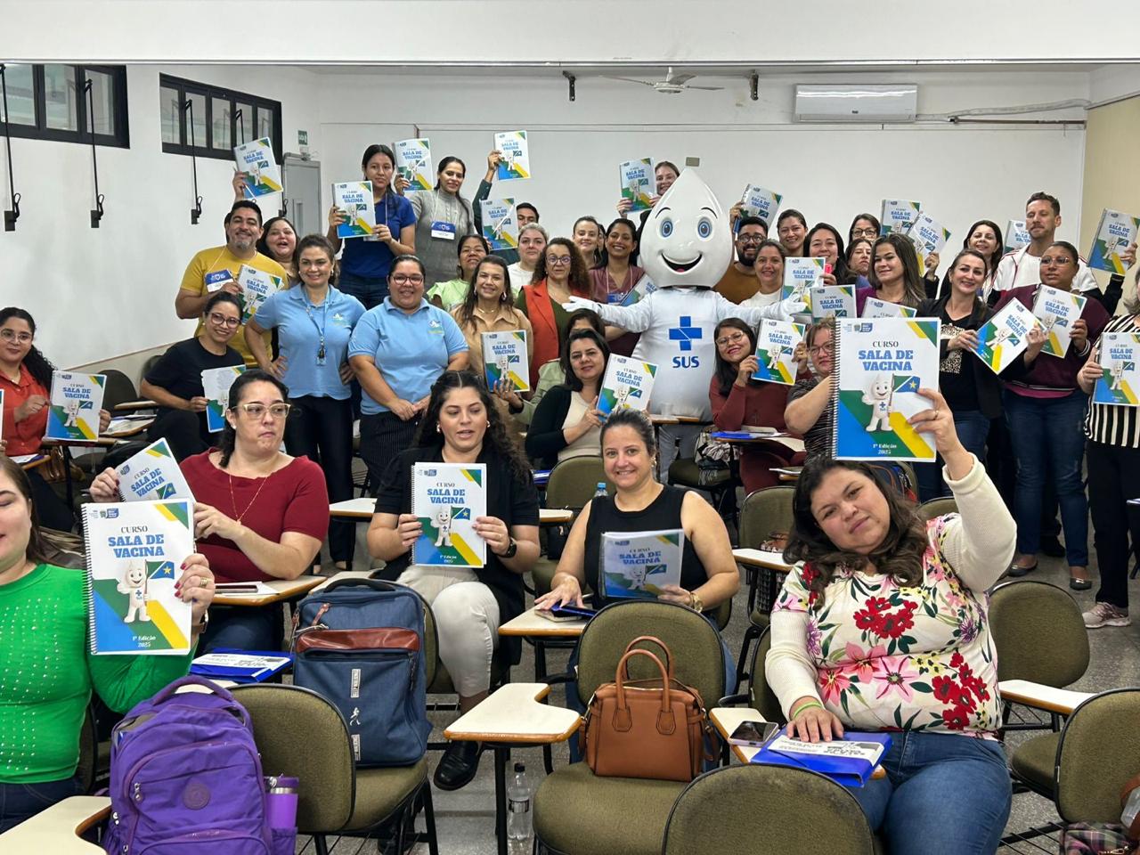 SES realiza curso Sala de Vacina para fortalecer imunização na região sul-fronteira SES realiza curso Sala de Vacina para fortalecer imunização na região sul-fronteira