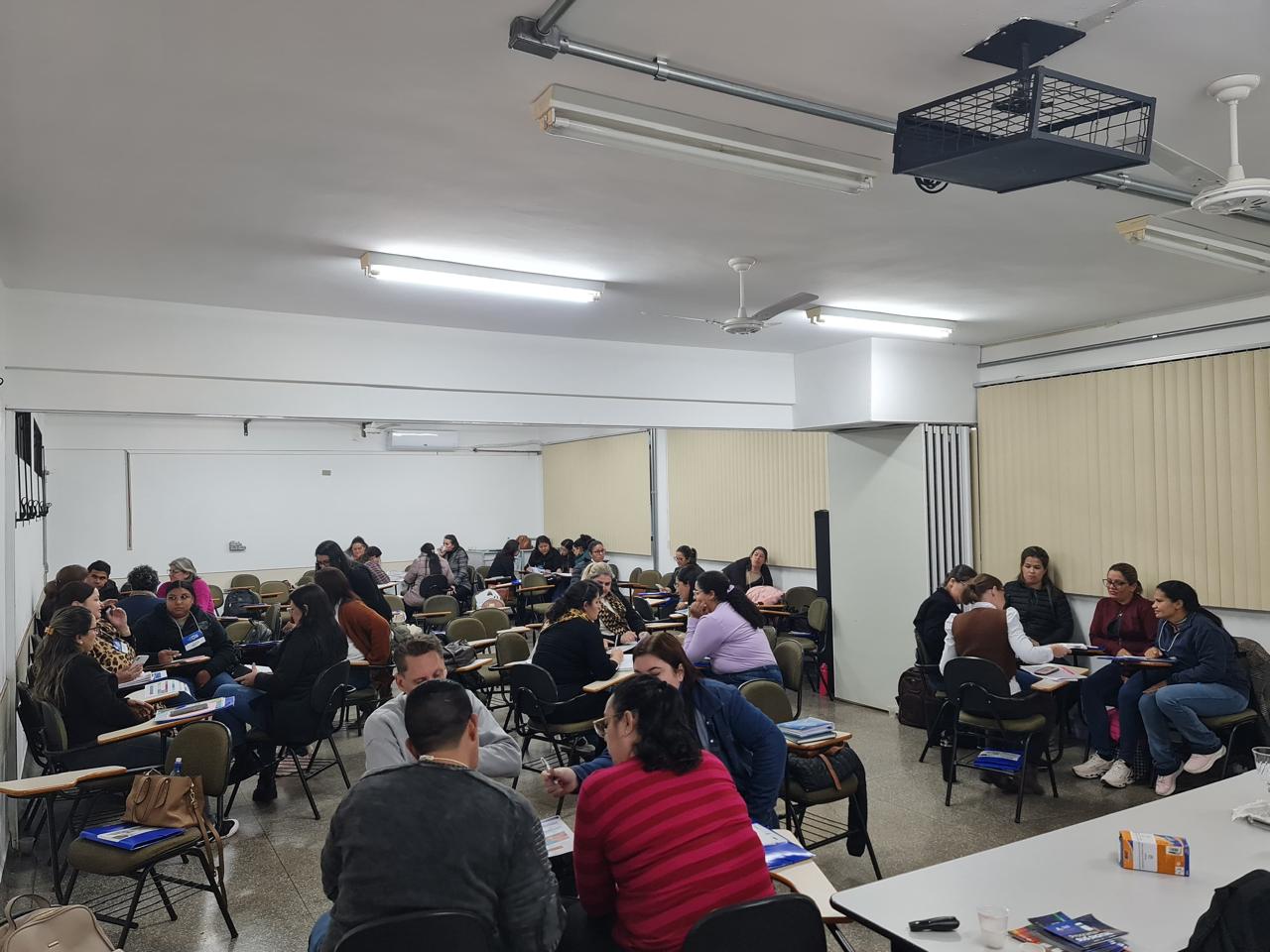 SES realiza curso Sala de Vacina para fortalecer imunização na região sul-fronteira SES realiza curso Sala de Vacina para fortalecer imunização na região sul-fronteira