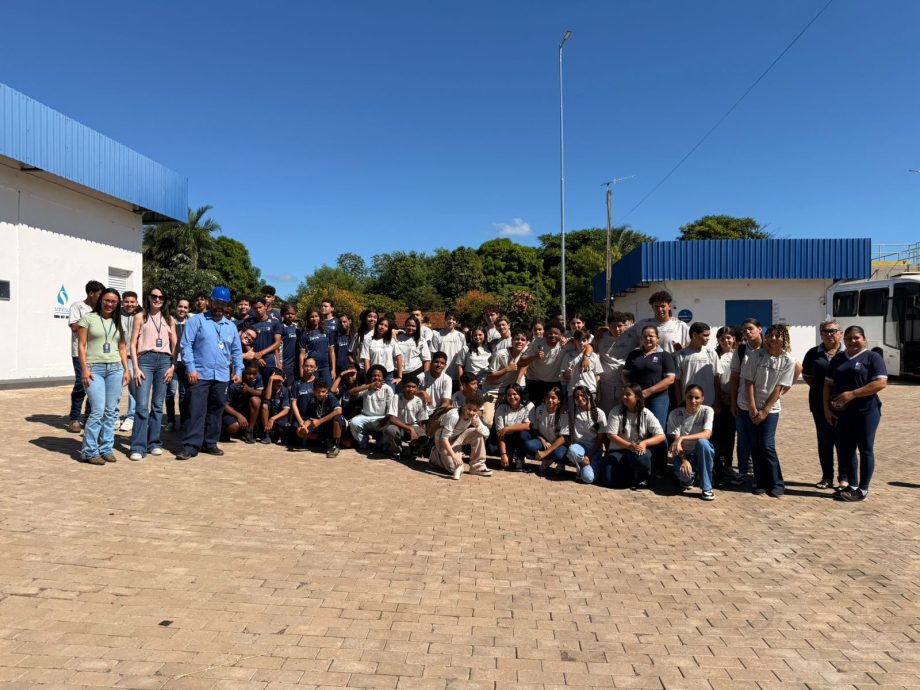 SEMANA DA ÁGUA – Alunos do Programa Gerando Futuro visitam Unidade de Tratamento de Água da Sanesul