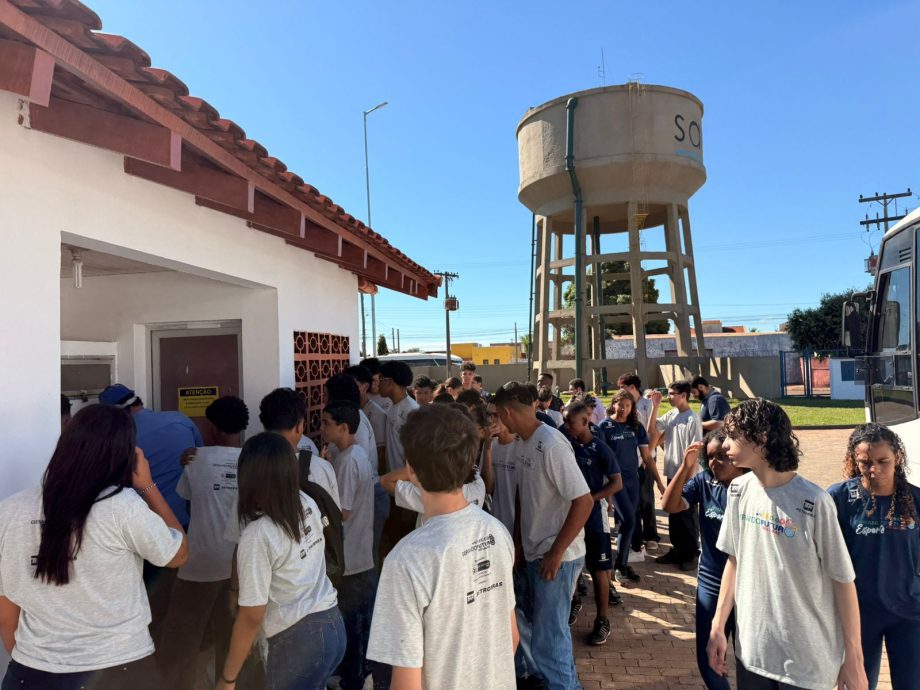 SEMANA DA ÁGUA – Alunos do Programa Gerando Futuro visitam Unidade de Tratamento de Água da Sanesul