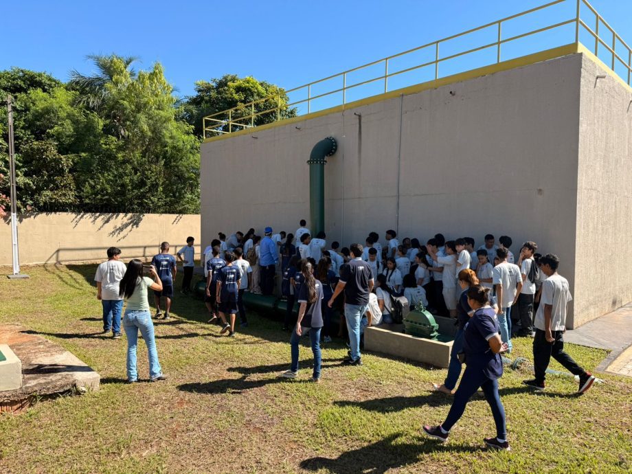 SEMANA DA ÁGUA – Alunos do Programa Gerando Futuro visitam Unidade de Tratamento de Água da Sanesul
