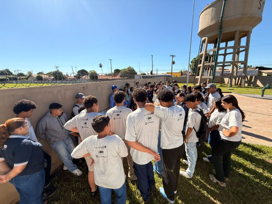 SEMANA DA ÁGUA – Alunos do Programa Gerando Futuro visitam Unidade de Tratamento de Água da Sanesul