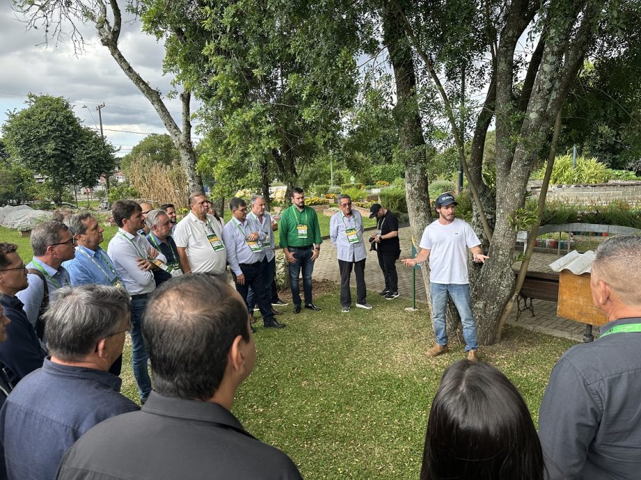 Prefeito Dr. Cassiano Maia visita instituições estratégicas em busca de inovação e novas parcerias
