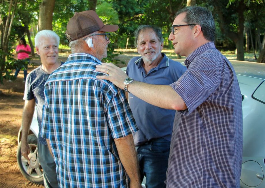 Prefeitura Municipal realiza solenidade para entrega de Termos de Cessão aos moradores do Cinturão Verde Prefeitura Municipal realiza solenidade para entrega de Termos de Cessão aos moradores do Cinturão Verde