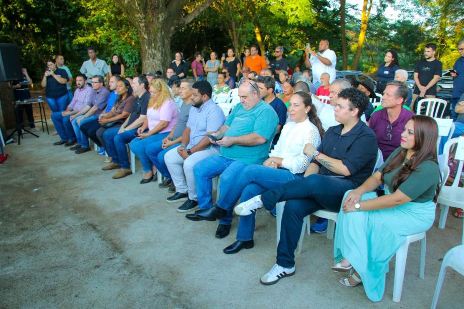 Prefeitura Municipal realiza solenidade para entrega de Termos de Cessão aos moradores do Cinturão Verde Prefeitura Municipal realiza solenidade para entrega de Termos de Cessão aos moradores do Cinturão Verde