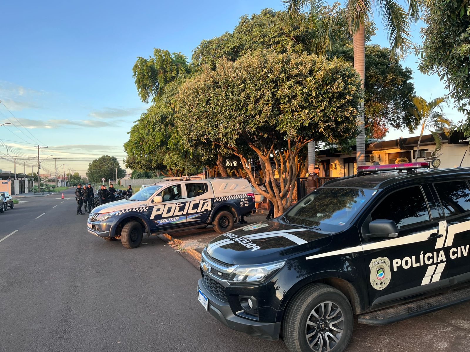 Polícias Civil e Militar cumprem mandados de busca e apreensão durante Operação em Três Lagoas