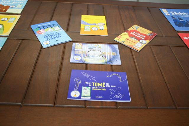 Biblioteca Municipal é contemplada com centenas de livros infantis