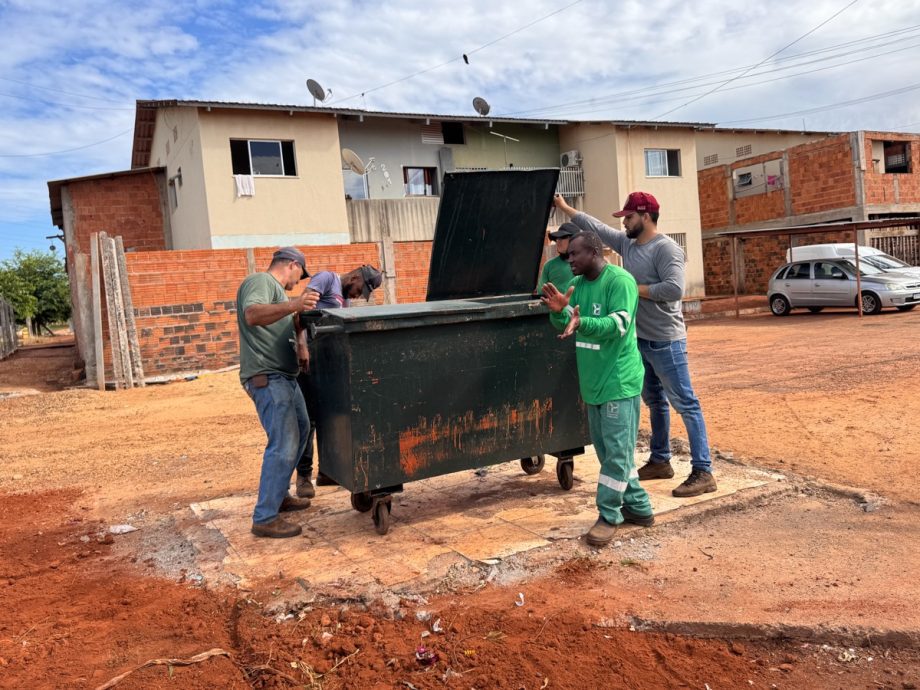 Prefeitura disponibiliza caçambas e contêineres no Novo Oeste para incentivar o descarte correto de lixo