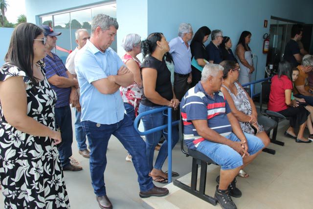Prefeito Dr. Cassiano Maia inaugura novo velório no Distrito de Arapuá