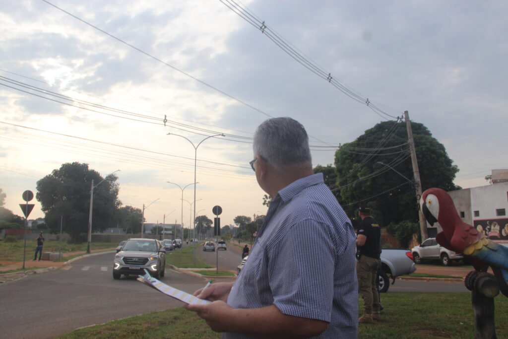 Flagrantes em sequência: ação do DEPTRAN expõe rotina de infrações e alerta para causas de multas e acidentes em Três Lagoas