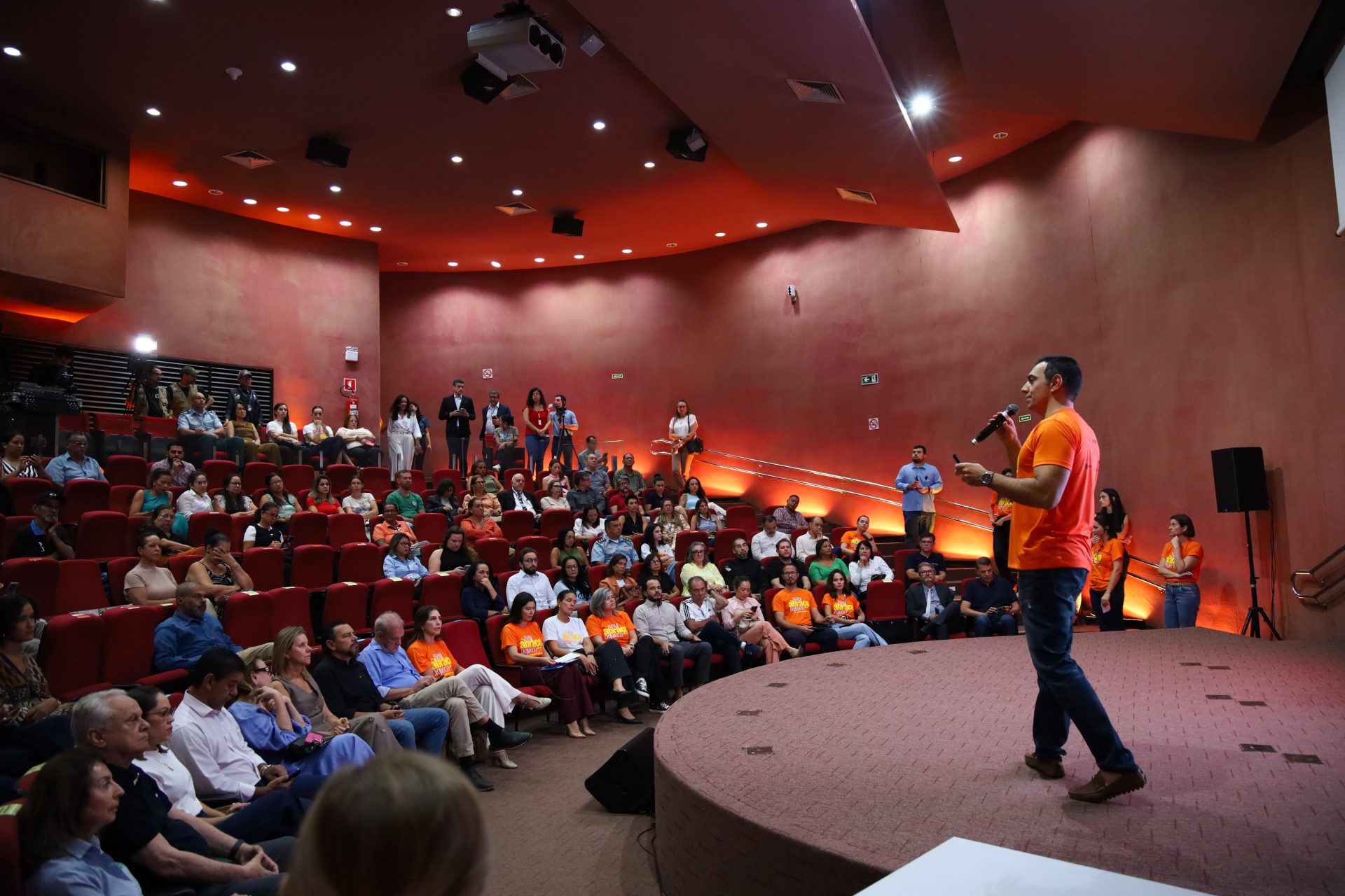 Com meta de ampliar alcance, ‘Seu Abraço Aquece’ inicia arrecadações nesta quarta-feira