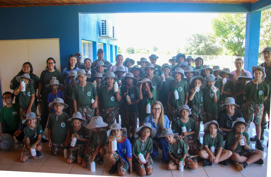 Crianças e adolescentes da Patrulha Florestinha vivenciam educação ambiental no Parque Natural Municipal do Pombo