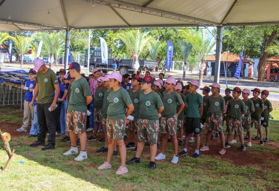 EDUCAÇÃO AMBIENTAL – Alunos da REME e SCFV Florestinha visitam o 15º Torneio de Pesca Esportiva em Três Lagoas