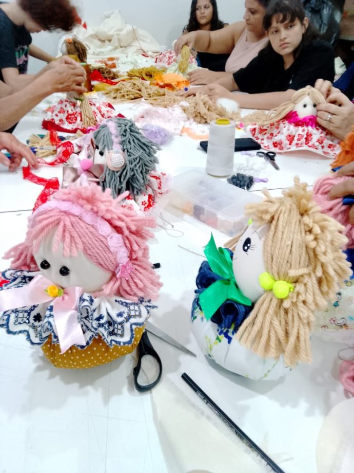 Cultura promove Oficina de Confecção de Bonecas de Pano